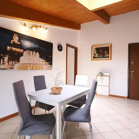 Primopiano - Di Vittorio Apartment Sesto San Giovanni Exterior photo
